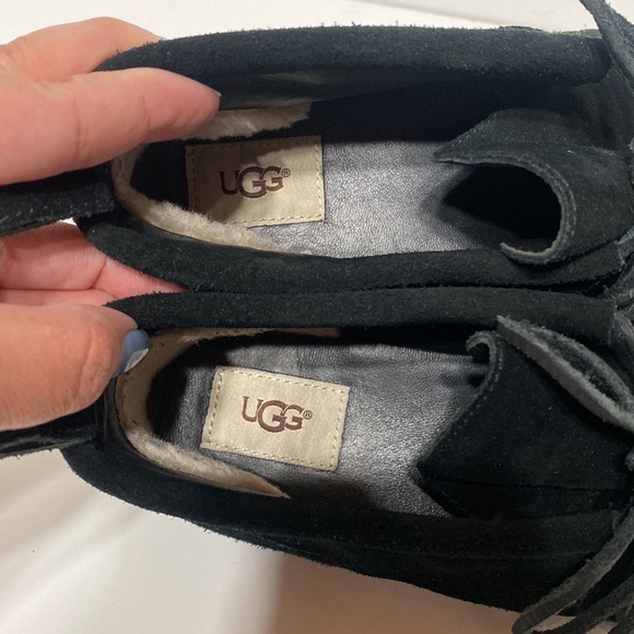 UGG Woodlyn Moccasin Style Booties - Picture 10 of 17